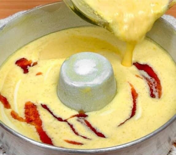 Bolo de Milho com Pedacinhos de Goiabada