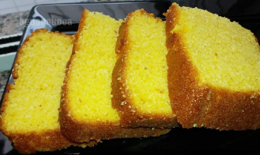 Bolo de Fubá com Laranja